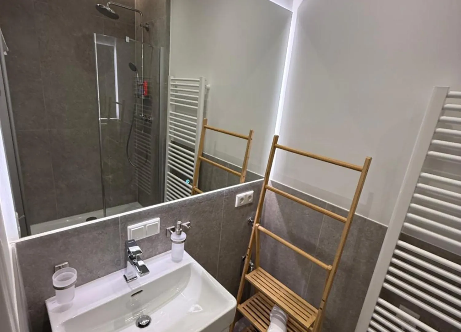Beckhomes Munich, New, Central 2Br Apartment With Terrace  Munich